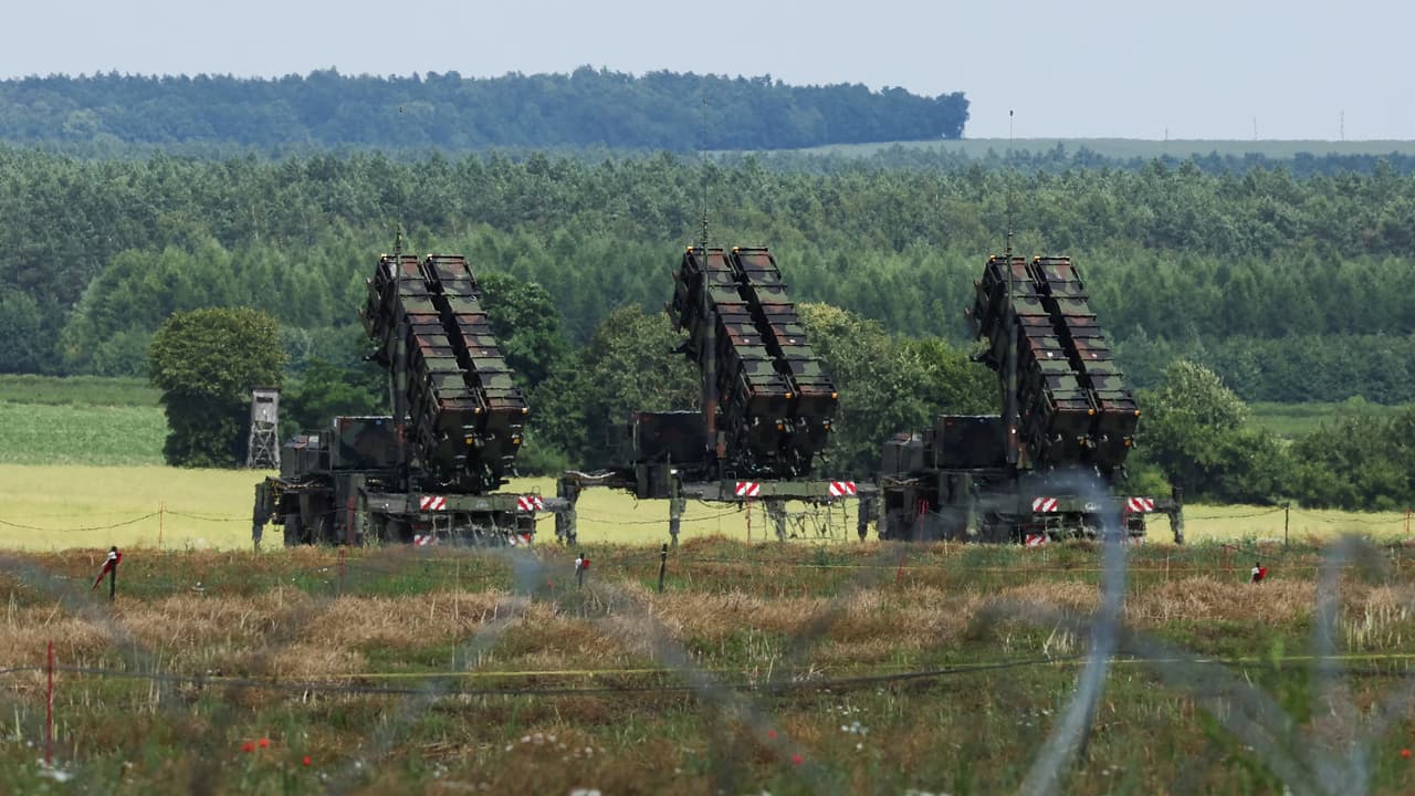 Almanya, Patriot hava savunma sistemlerinin Polonya'ya yeniden konuşlandırılmasını teklif etti