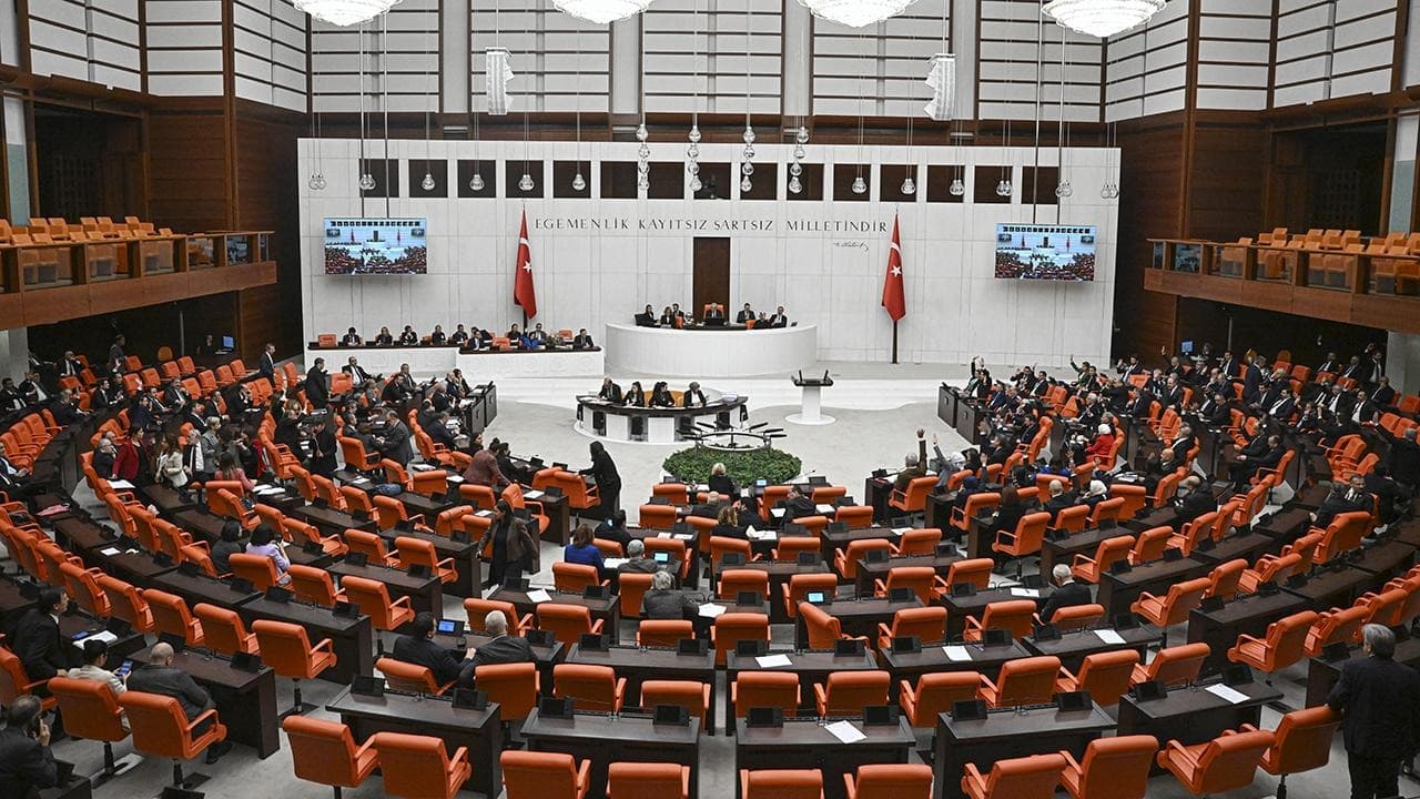 8'inci yargı paketi kabul edildi