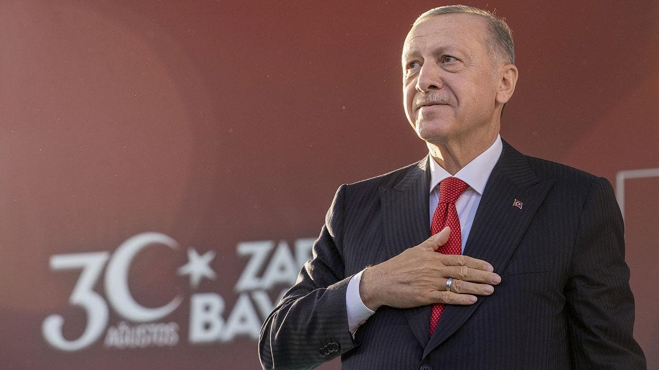 Erdoğan: Benzersiz Bir Lider ve Taraftar Kitlesi