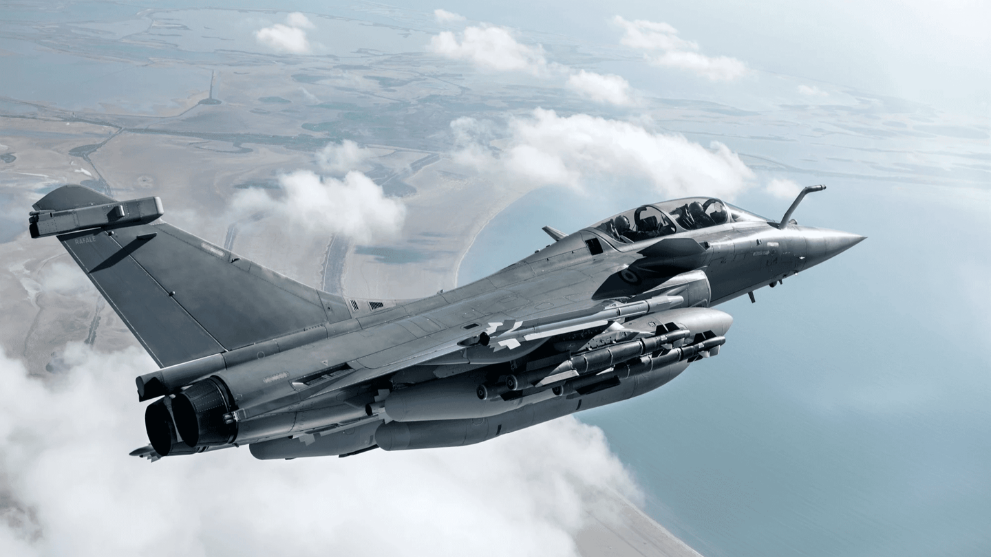 Yunanistan Hava Kuvvetleri son Rafale savaş uçağını teslim aldı