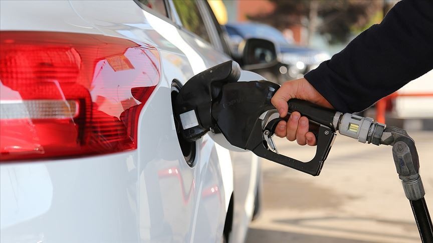 Benzine zam var mı?
