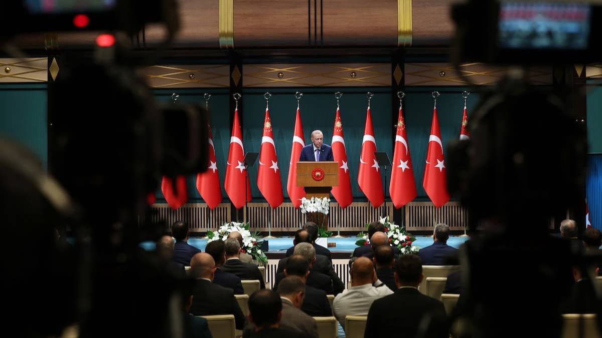 Gulf Today: Türkiye Suriye'de kazanırken İran yeniliyor!