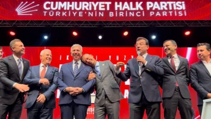 CHP’de saflar netleşiyor mu?
