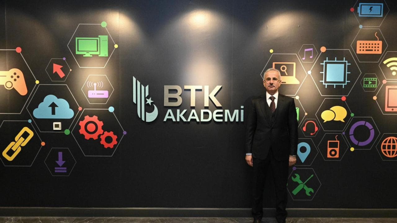 BTK Akademi'nin mobil uygulaması kullanıma açıldı