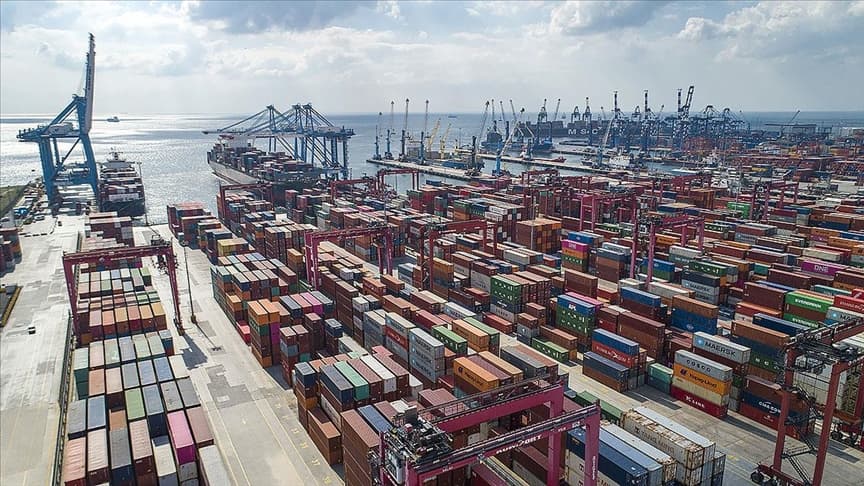 TÜİK: 2022'de ihracat yüzde 12,9, ithalat yüzde 34 arttı