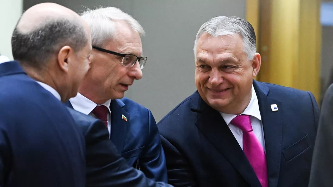 AB, Ukrayna'ya destek konusunda Macaristan'ın vetosunu aşmak için yasal boşluk buldu