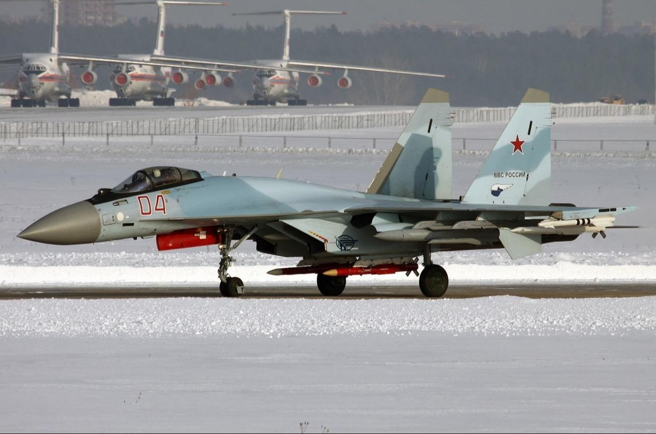 Rus Hava Kuvvetleri’ne Su-35S savaş uçağı teslimatı
