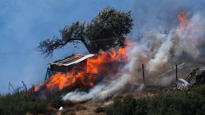 İZMİR ORMAN YANGINI SON DURUM | İzmir Karşıyaka yangın söndürüldü mü?