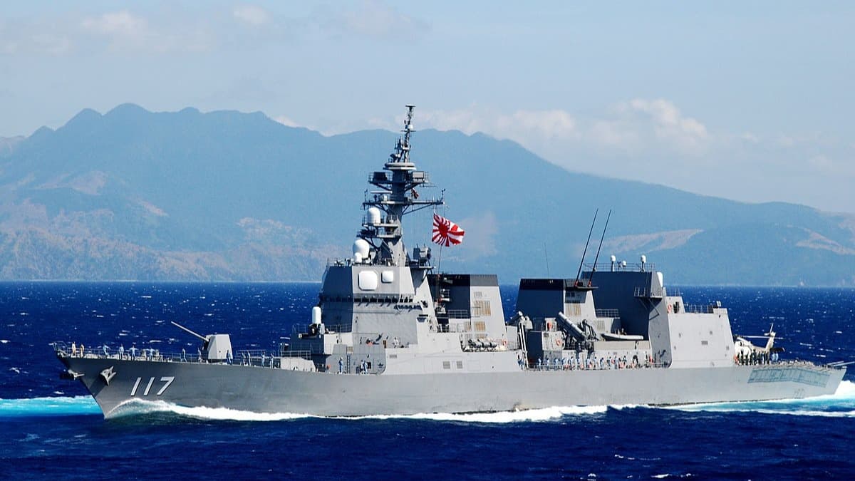 Japonya, Çin sularına giren kaptanını kovdu