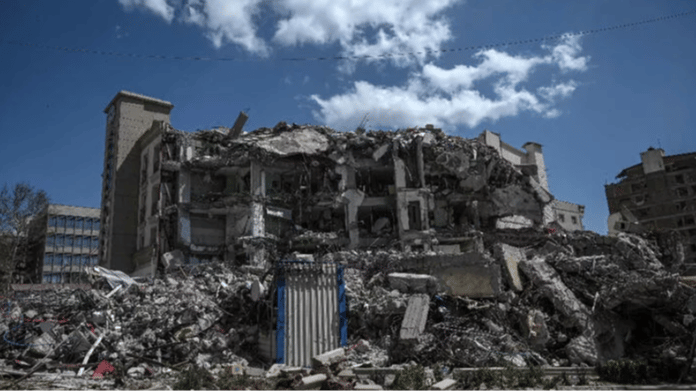 Mexico City Belediyesi, Türkiye'deki depremzedeler için gönderilen yardımları sattı