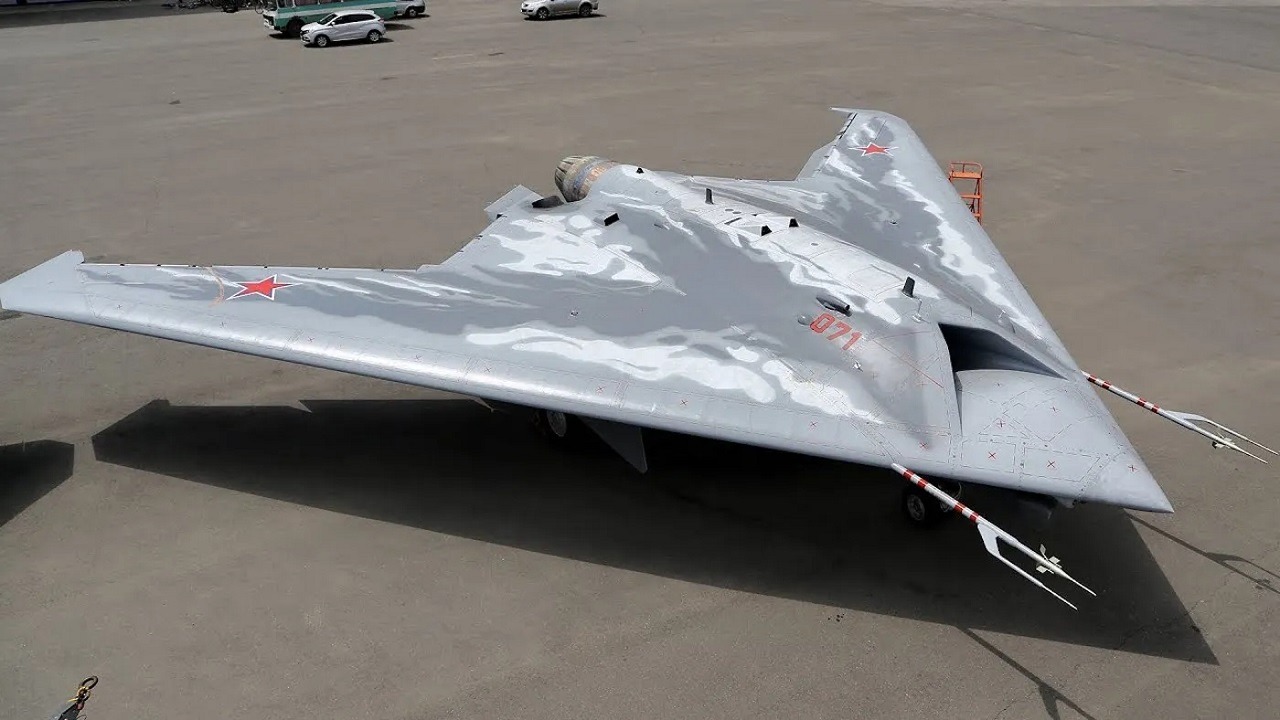 Rusya'nın insansız savaş uçağı S-70 Okhotnik-B'de son durum
