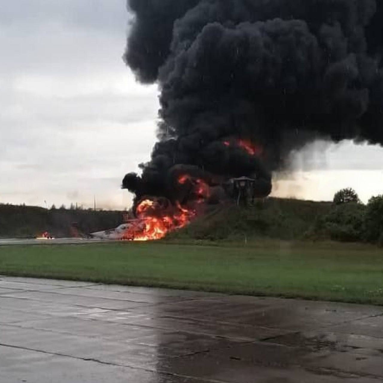 Rus Tu-22M3 bombardıman uçağı İHA saldırısıyla imha edildi