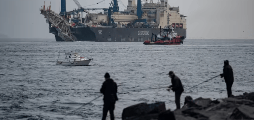 Türkiye'de Rus Petrol Tavan Fiyatı Sonrası Tanker Kalabalığı