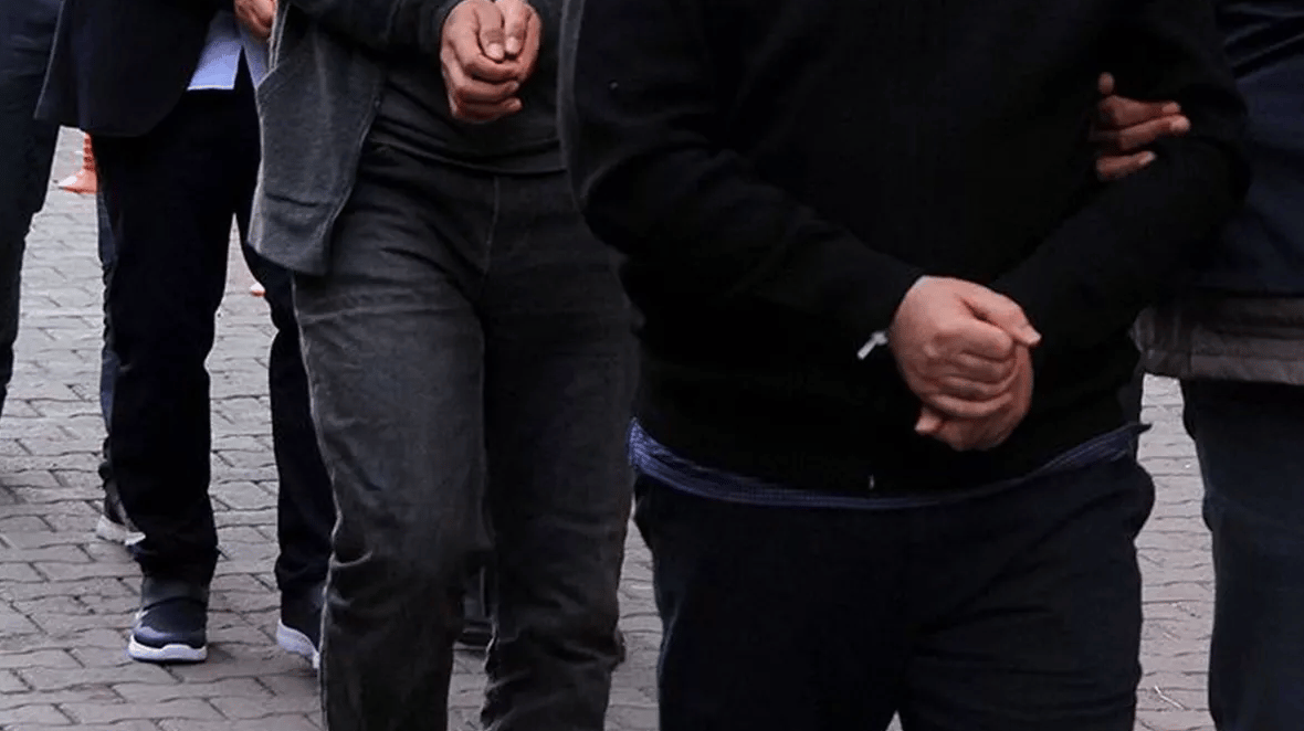 İstanbul'da Çocuk İstismarı Operasyonu: 21 Zanlı Yakalandı