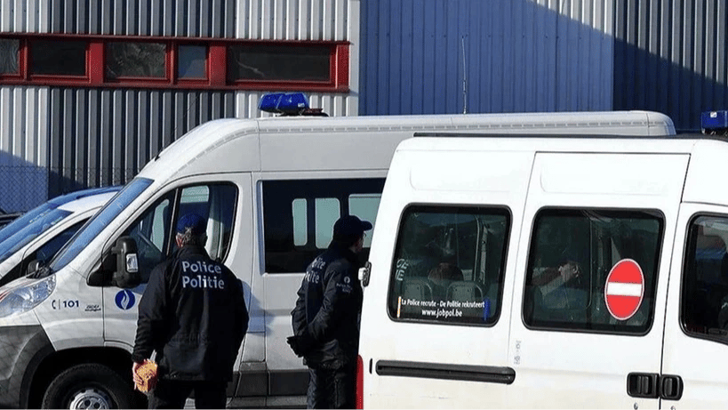 Fransa'da terör örgütü PKK'ya operasyon: 8 kişi gözaltına alındı