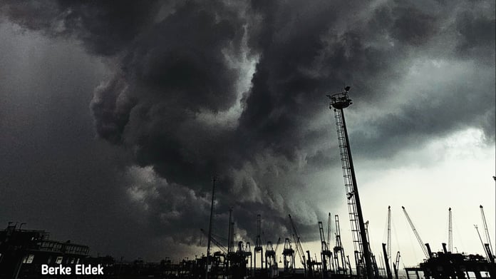 İstanbul karanlığa büründü | Süper Hücre nedir? Süper Hücre fırtınası, bulutu nasıl oluşur, neden olur? Süper Hücre hava olayı