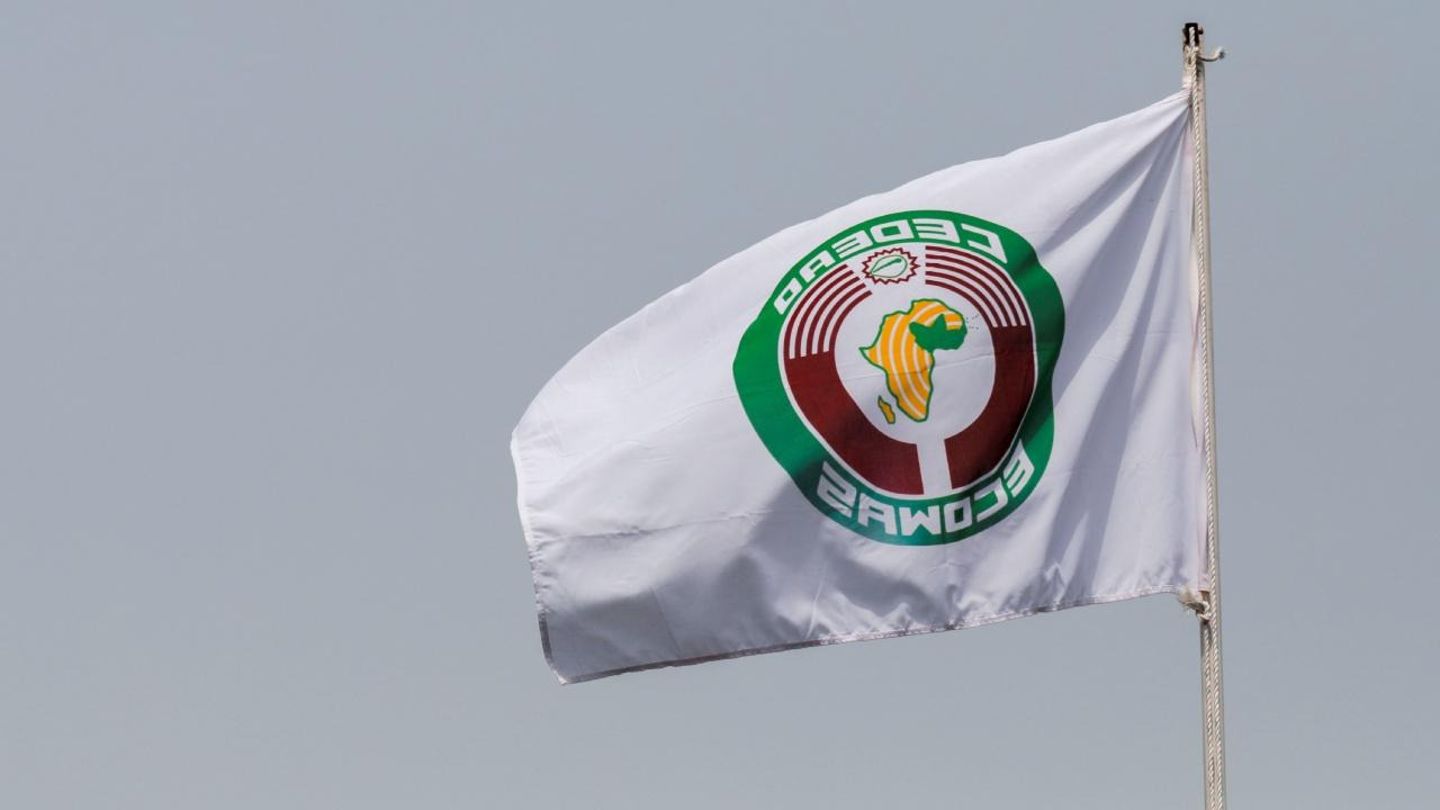 Mali, Nijer ve Burkina Faso ECOWAS'tan ayrıldı