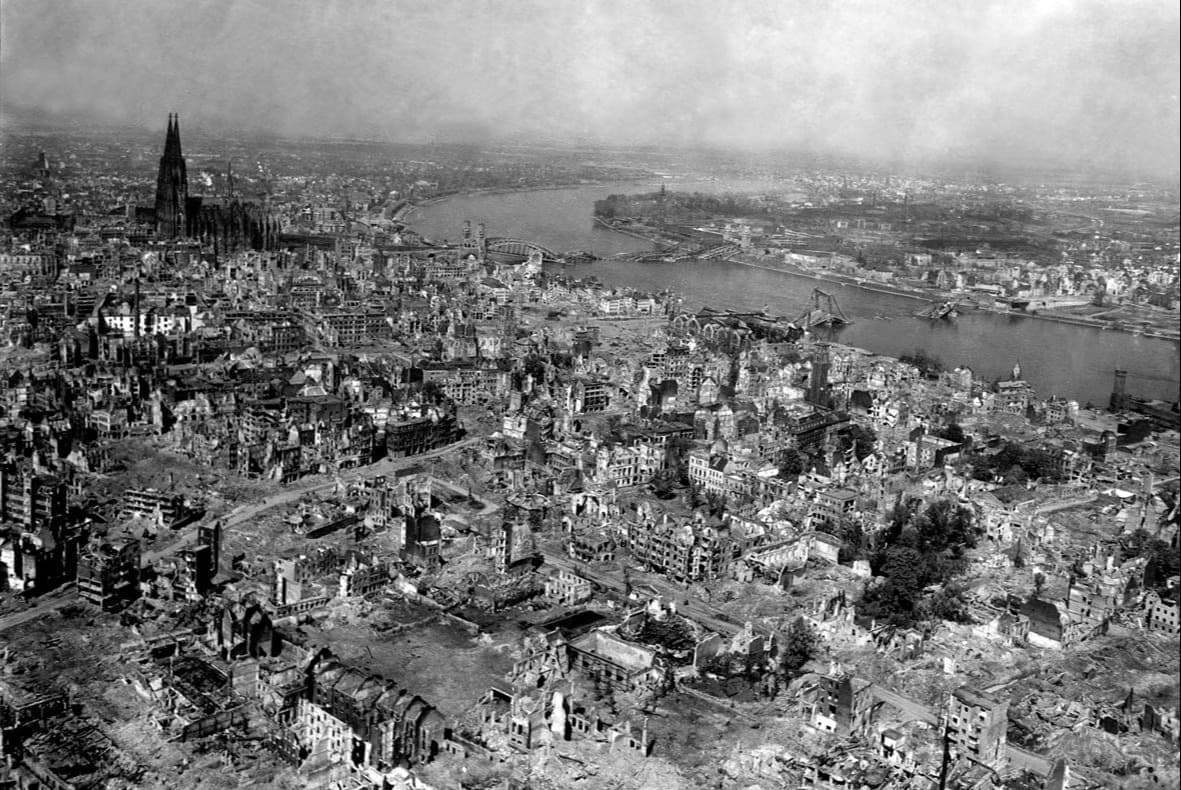 İkinci Dünya Savaşı'nda yaşanan büyük katliam: Dresden Bombardımanı