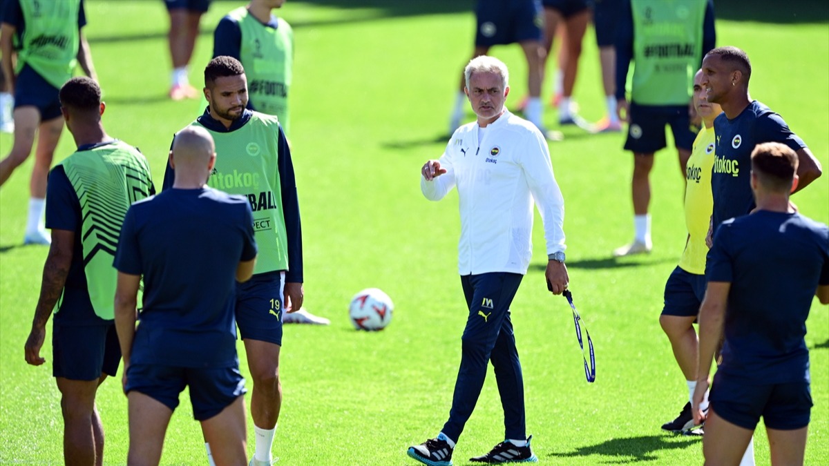 Fenerbahçe - U.S Gilloise CANLI
