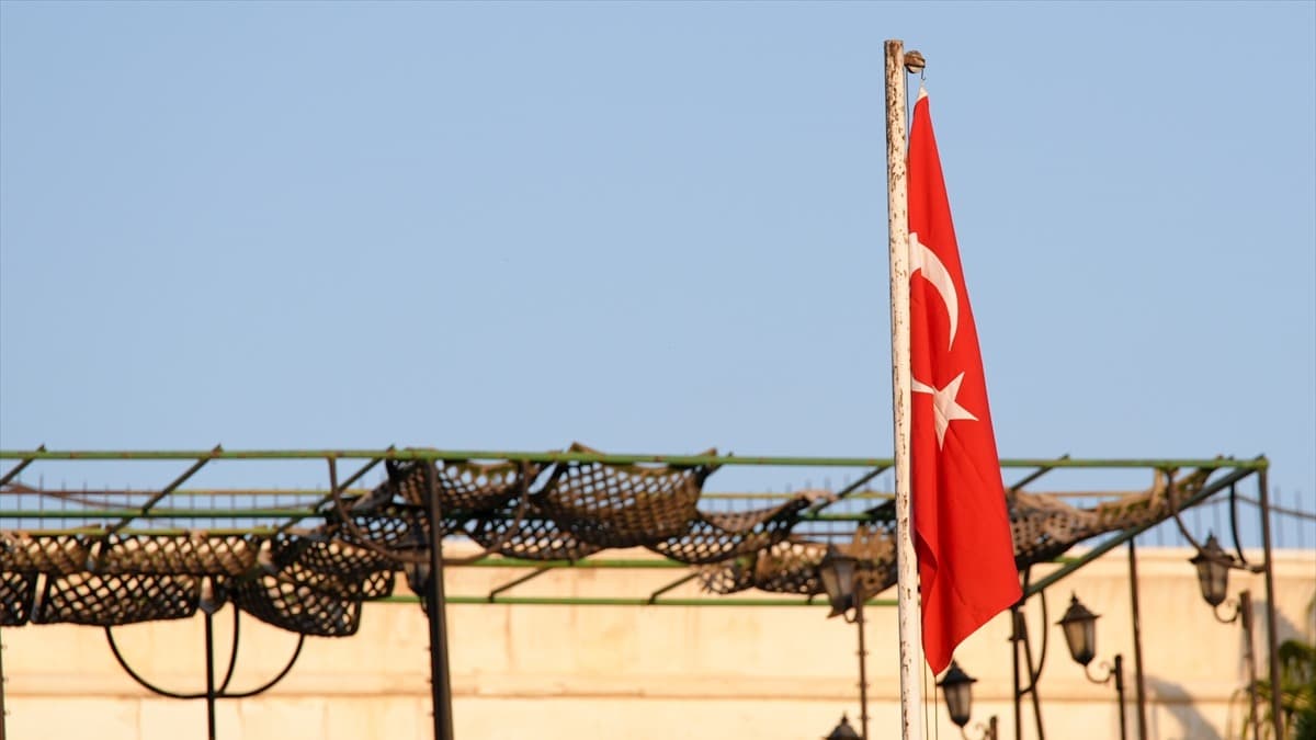 Şam Büyükelçiliği yeniden açıldı