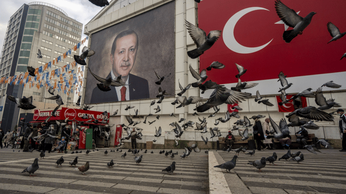 Middle East Monitor: Türkiye'deki seçimler, sadece lideri değil ülkenin bölgesel politikalarını da belirleyecek