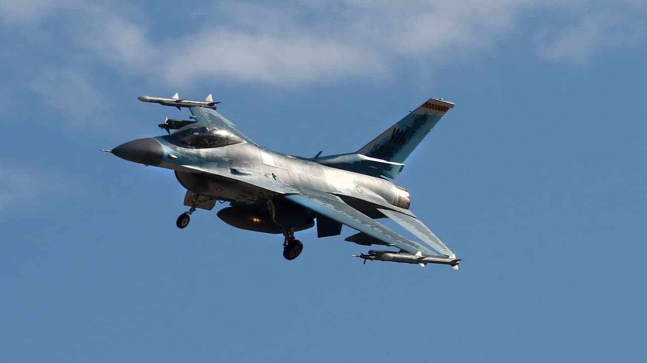 Ukrayna, Polonya sayesinde F-16'ları daha hızlı teslim alacak