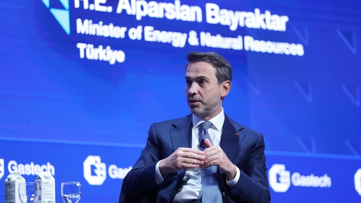 Bakan Bayraktar, ABD'de Türkiye'nin enerji vizyonunu sundu