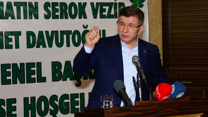 Türkiye hala Davutoğlu’nun hatalarının bedelini ödüyor