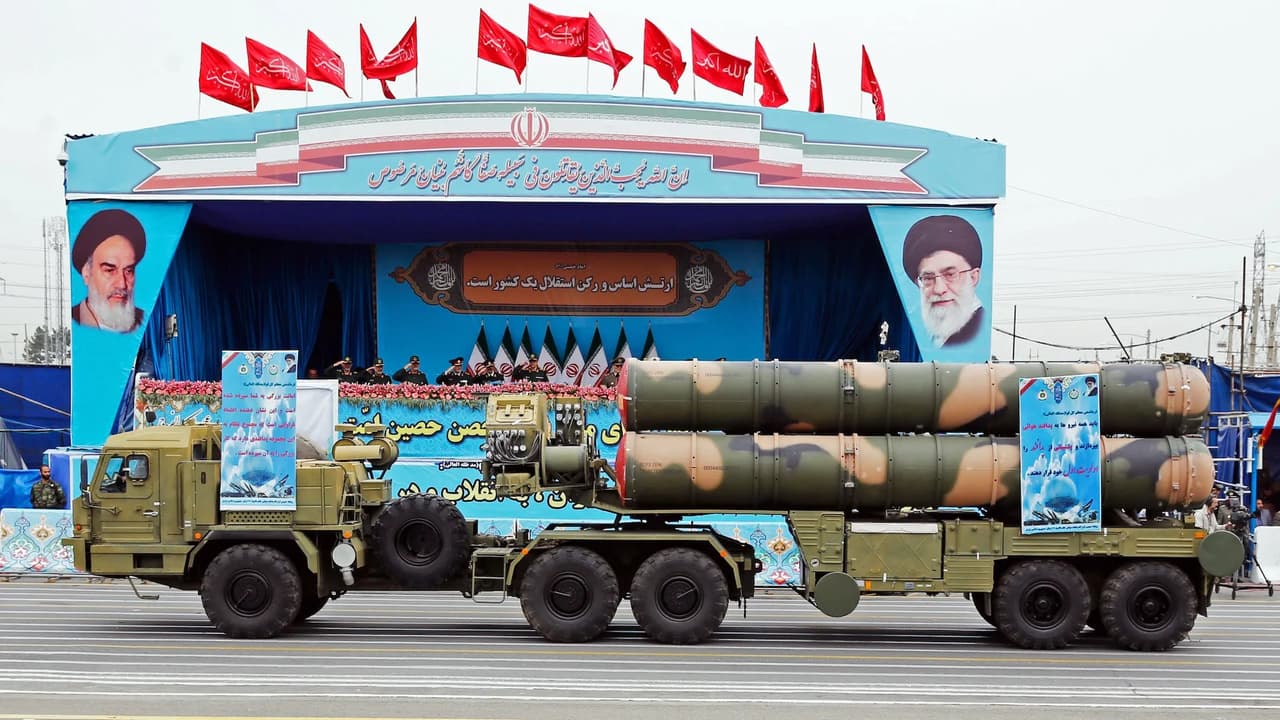 İsrail, İran’ın S-300 hava savunma sistemlerini imha etti