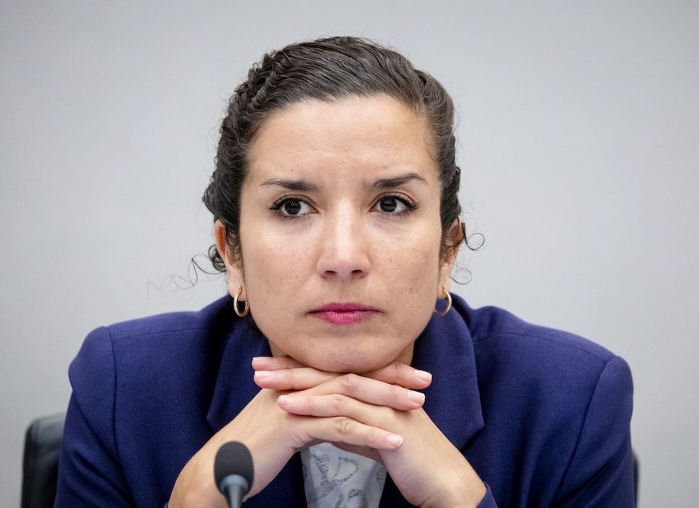 Hollanda hükümetinin ırkçı söylemleri rahatsız etti: Faslı Devlet Bakanı Nora Achahbar'dan istifa kararı