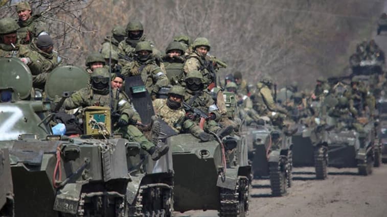 Kyiv Independent: Rus askerleri sivilleri esir alıyor