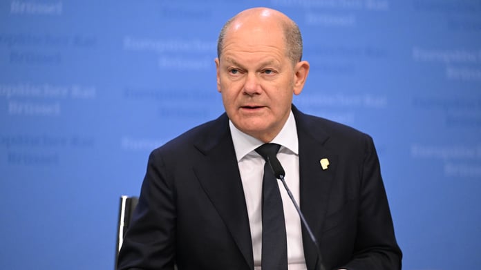 Scholz’un Taurus direnci