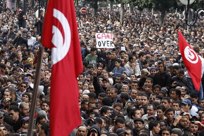 Tunus'ta Cumhurbaşkanı Said'in istifasını isteniyor