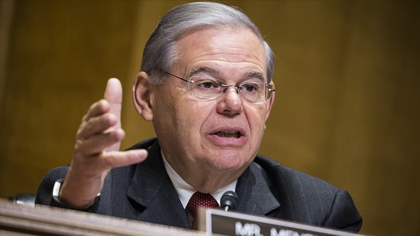 Menendez Dava İle Senato Komitesi Başkanlığı'ndan İstifa Edecek