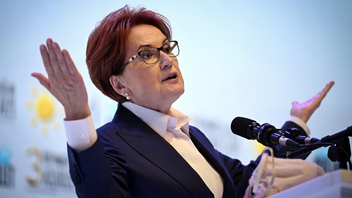 İYİ Parti’inin siyasi satrancı: Akşener el mi yükseltiyor?