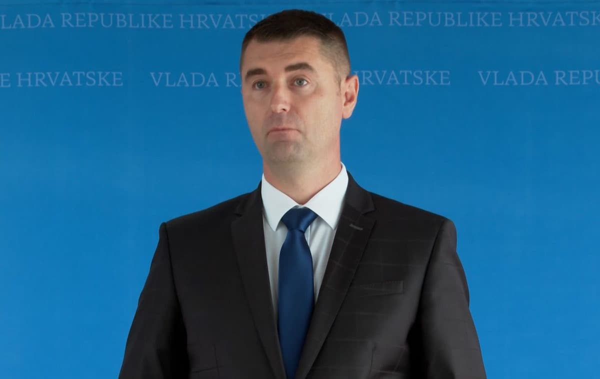 Hırvatistan'da yolsuzluk skandalı: Ekonomi Bakanı Filipovic görevden alındı