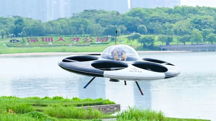 Dünyanın ilk insanlı uçan dairesi Çin’de havalandı