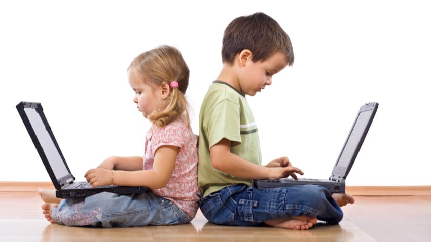 İspanya, Çocukların İnternet Kullanımını Kısıtlıyor