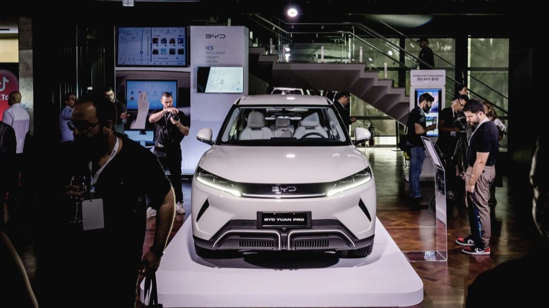 BYD'nin Yuan Pro EV'si, eylül ayında Brezilya'da düzenlenen lansman etkinliğinde görüntülendi. Fotoğraf: Bloombeg