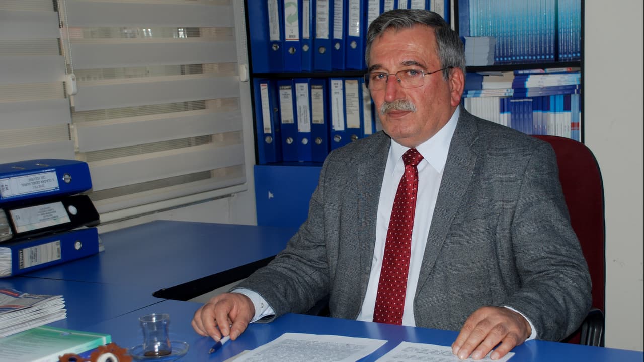 Prof. Dr. Hanefi Bostan hayatını kaybetti