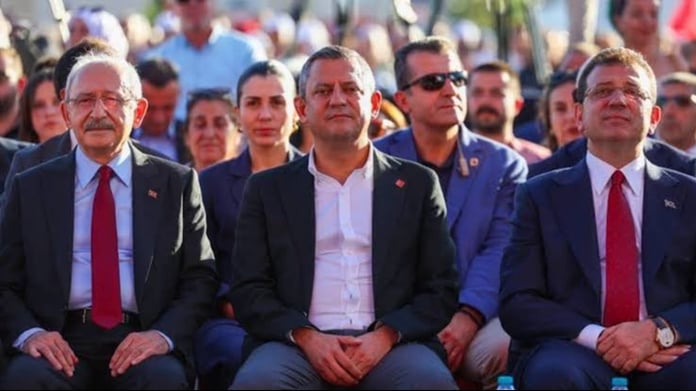 CHP’de neler oluyor?