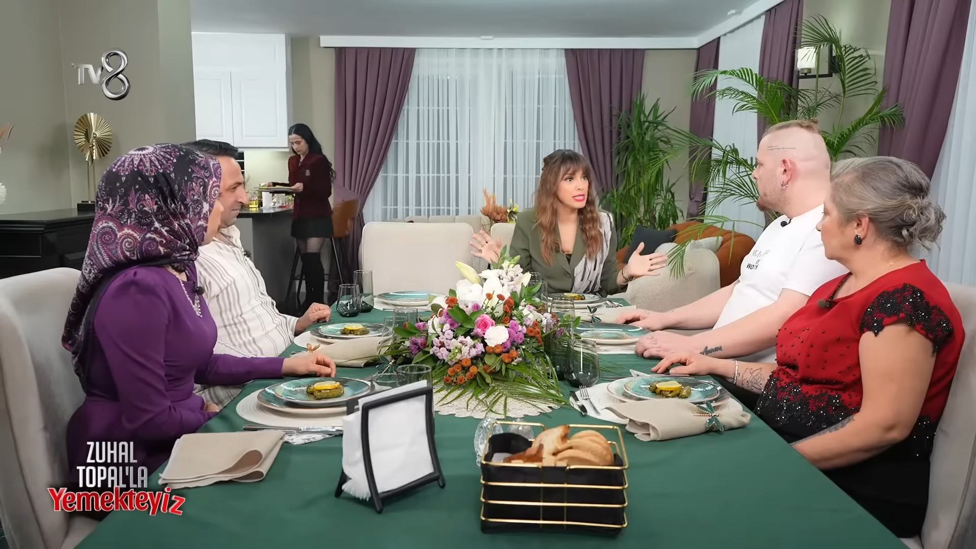 Zuhal Topal'la Yemekteyiz&nbsp;