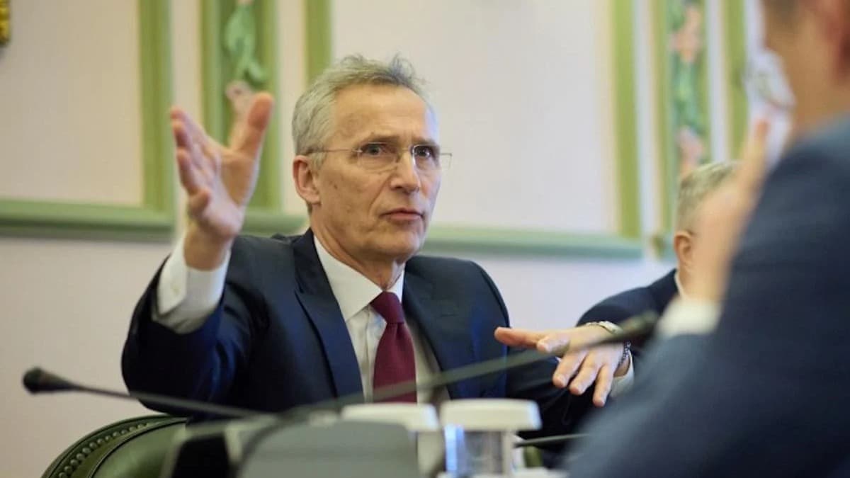 NATO Genel Sekreteri Batı silahlarının Rusya'yı vurmasına getirilen yasağı eleştirdi