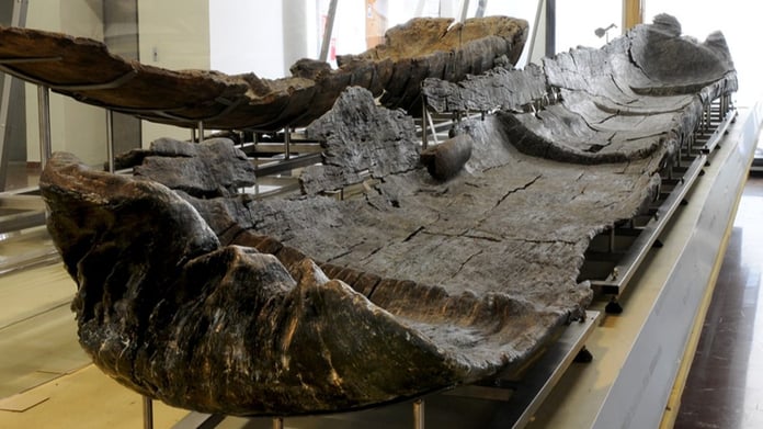 İtalya’da keşfedilen 7.000 yıllık kanolar, Akdeniz’de denizcilik teknolojisinin erken gelişimini gösteriyor