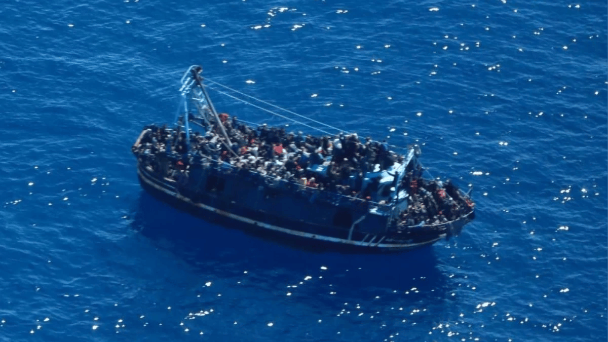 Frontex: Yunanistan, yüzlerce göçmenin kaybolduğu tekne faciasında yardım uçağı teklifini reddetti