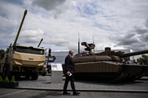 Fransa emekli savunma sanayii işçilerini işe geri alabilir