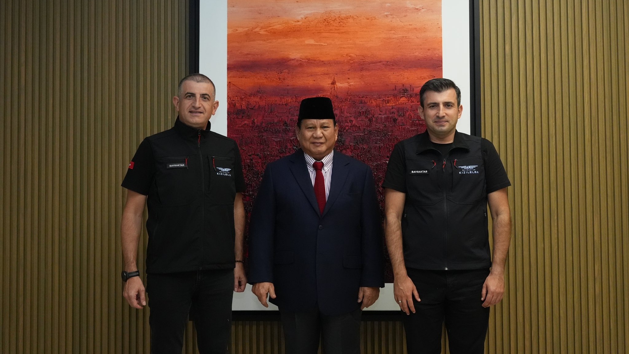 Endonezya'nın seçilmiş Cumhurbaşkanı ve aynı zamanda Savunma Bakanı olan Prabowo Subianto, BAYKAR'ı ziyaret etti.