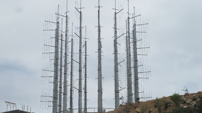 İran ülkenin kuzeyine 800 km menzilli radar konuşlandırdı