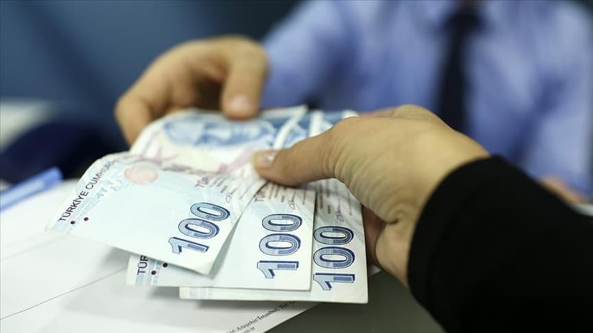 İş arayan gençlere Aile Bakanlığı'ndan 10 bin 878 TL destek!