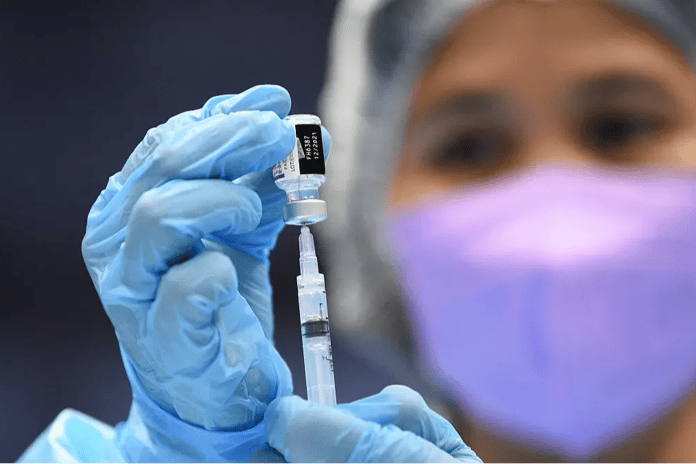 Göğüs Hastalıkları Uzmanı Profesör uyardı: "Bir salgın daha yaşıyoruz"